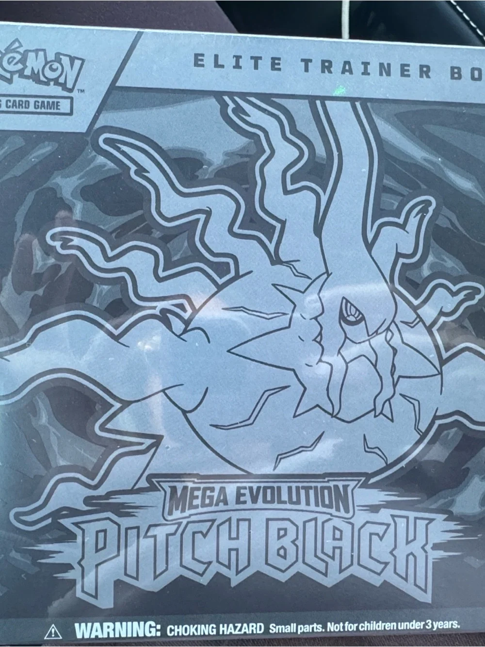 Pokemon Elite Trainer Box - Mega Evolution Pitch Pitch Black